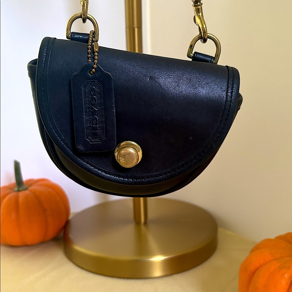 Coach Vintage Y2K Mini Belt Bag/ Crossbody with Removable Strap  #0099-329